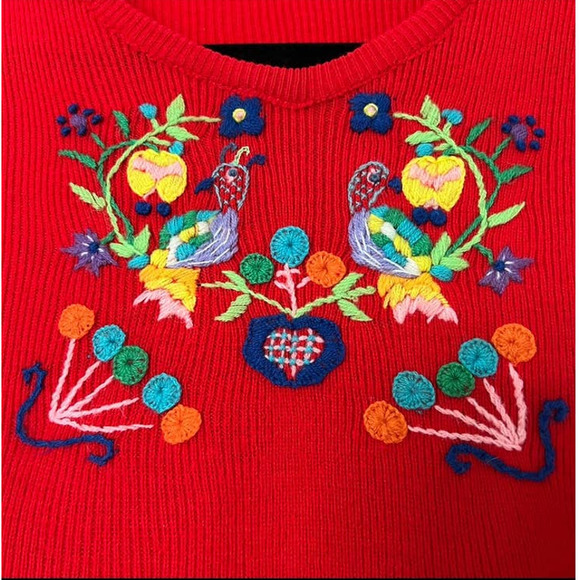 Vintage Bohemian Cropped Sweater Vest with Embroidery - Picture 4 of 13